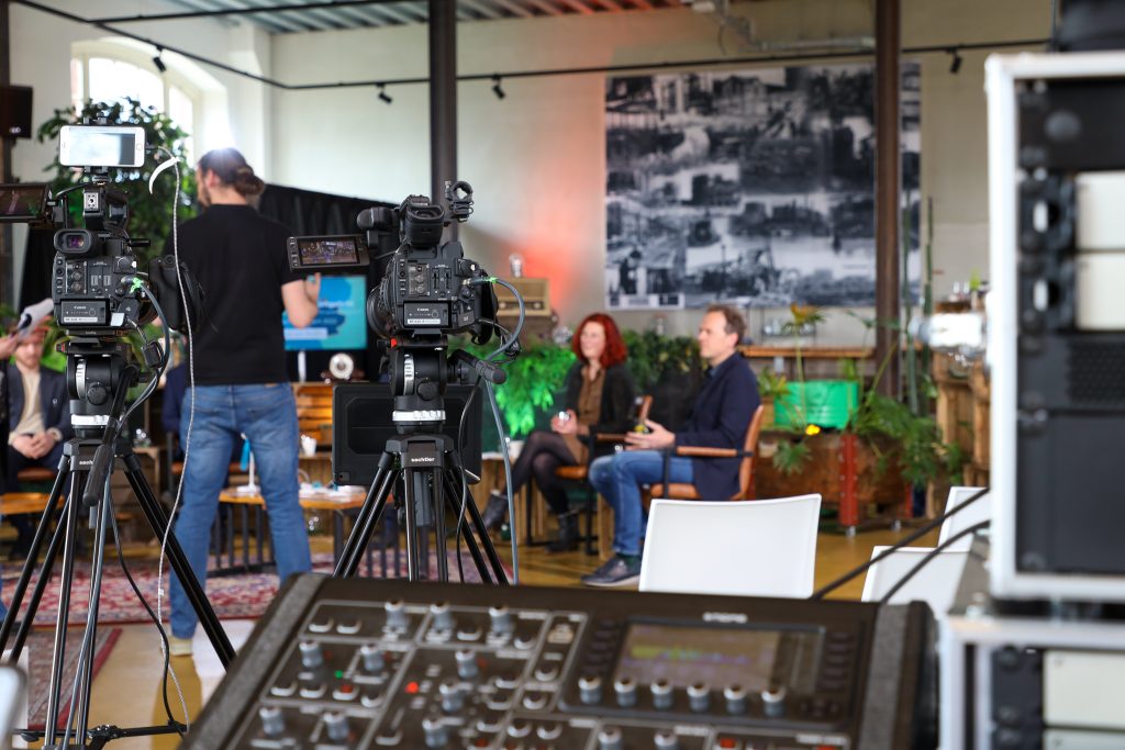 Professionele livestreamproductie met meerdere camera’s en technische regie