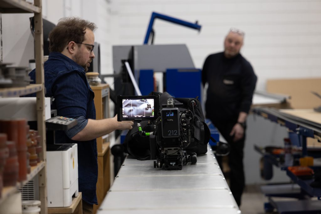 Video-opnames in een werkplaats voor professionele videoproductie