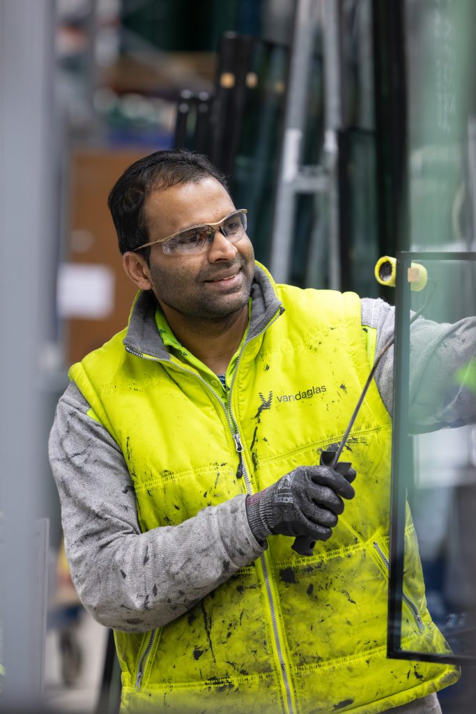 Wervingsfotografie van een medewerker van Vandaglas voor de vacaturesite